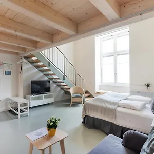 Vorgarten - Central, New And Stylish For Your Comfortable In Vienne